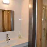 De