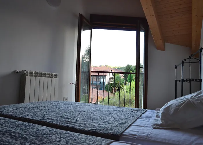 Hotel De Salas (Asturias)